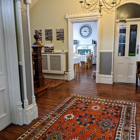 بيت ضيافة Hillcrest ويتبي