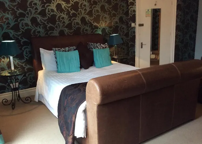 Hillcrest Guest house 4*