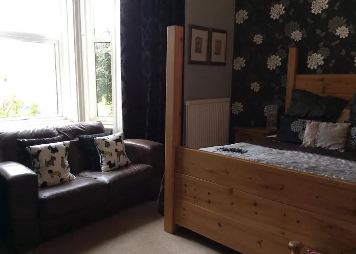 Hillcrest Guest house